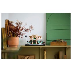 LEGO Icons Französisches Café 10362 — Buy in Cyprus with Fast Delivery