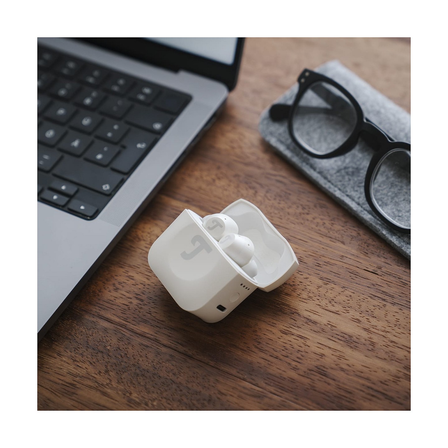 Teufel AIRY TWS Pro True-Wireless In-Ear Bluetooth Earphones silver white — Buy in Cyprus with Fast Delivery