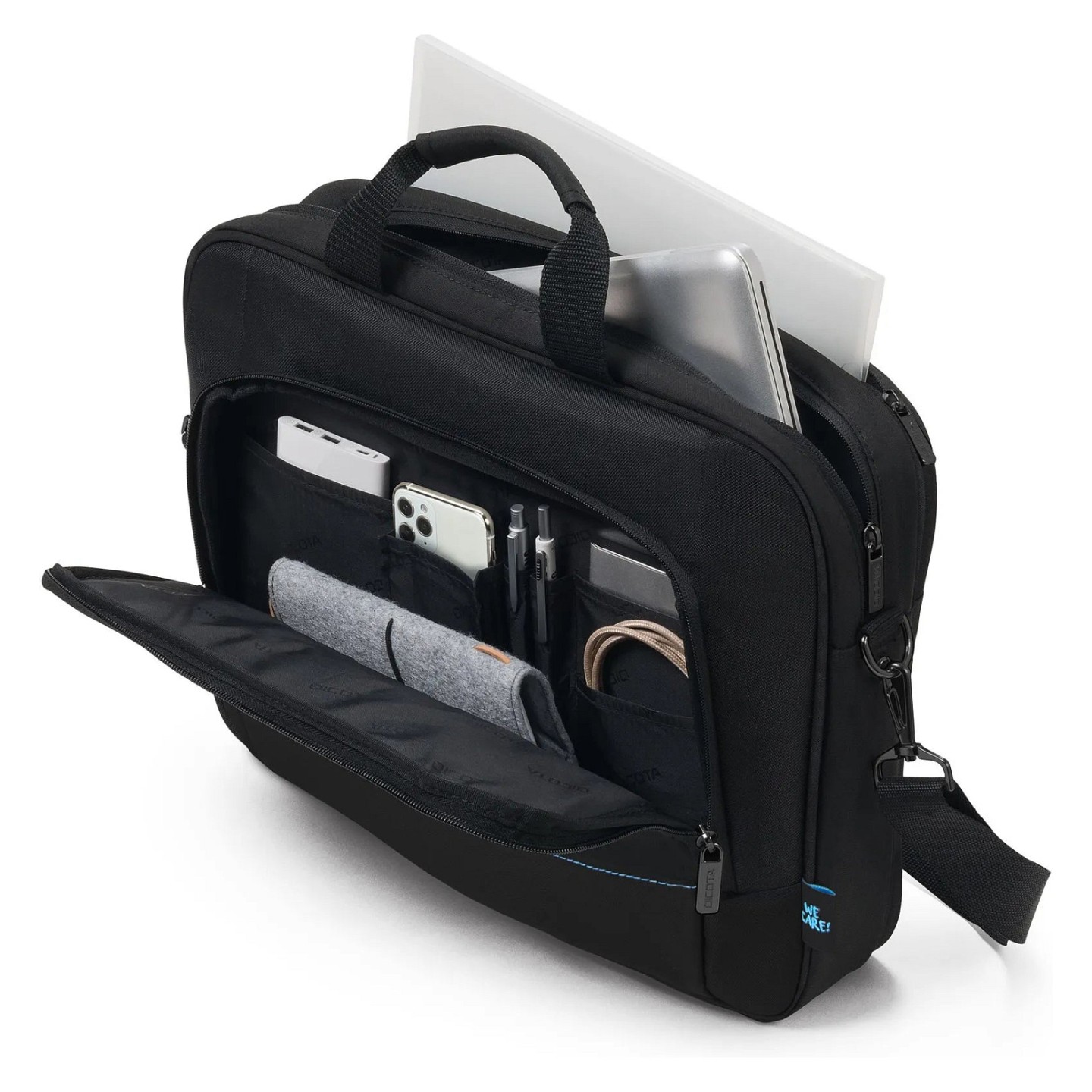 Dicota Top Traveller TWO 14-16' black — Buy in Cyprus with Fast Delivery
