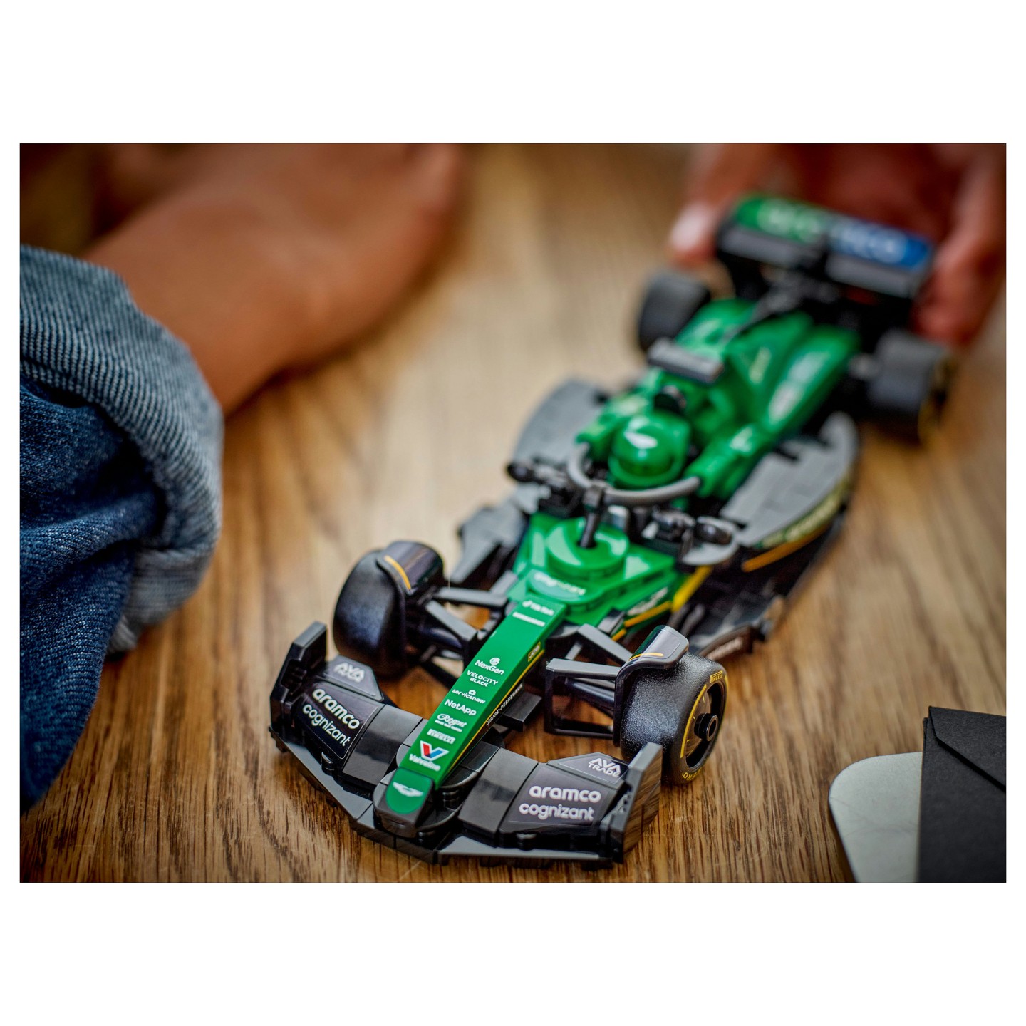 LEGO Speed Champions Aston Martin Aramco F1 AMR24 Rennauto 77245 — Buy in Cyprus with Fast Delivery