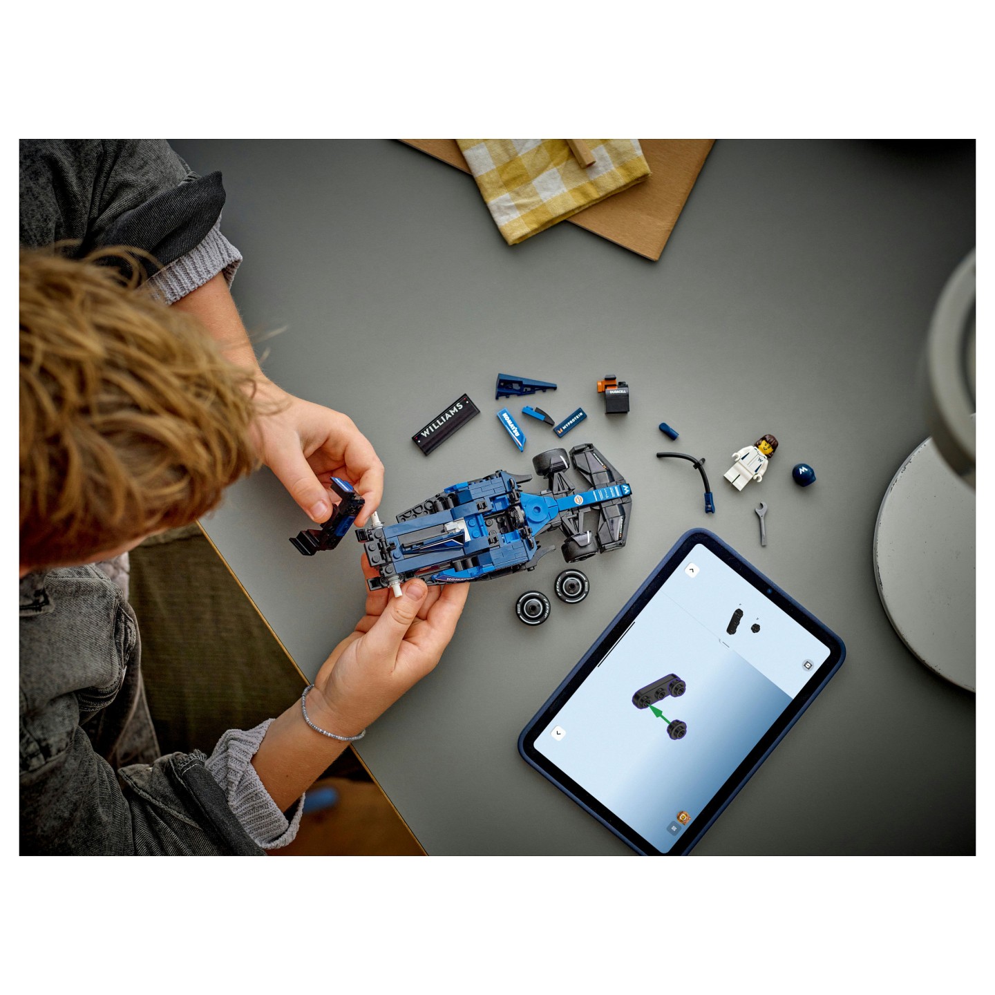LEGO Speed Champions Williams Racing FW46 F1 Rennauto 77249 — Buy in Cyprus with Fast Delivery
