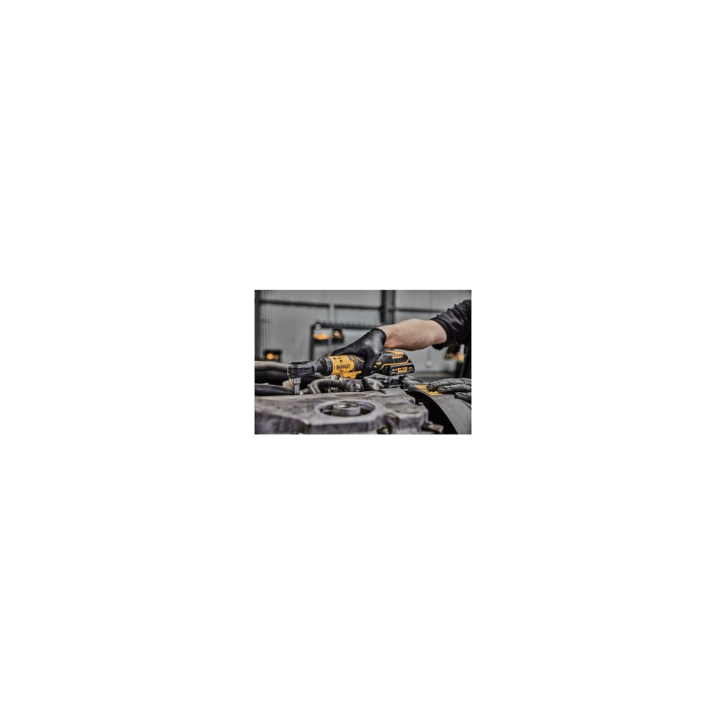 DEWALT Akku-Ratsche. 1 2'. 18V. Basisv. — Buy in Cyprus with Fast Delivery