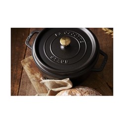 Staub La Cocotte 24cm rund. schwarz. Gusseisen — Buy in Cyprus with Fast Delivery