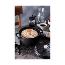 Staub La Cocotte 24cm rund. schwarz. Gusseisen — Buy in Cyprus with Fast Delivery