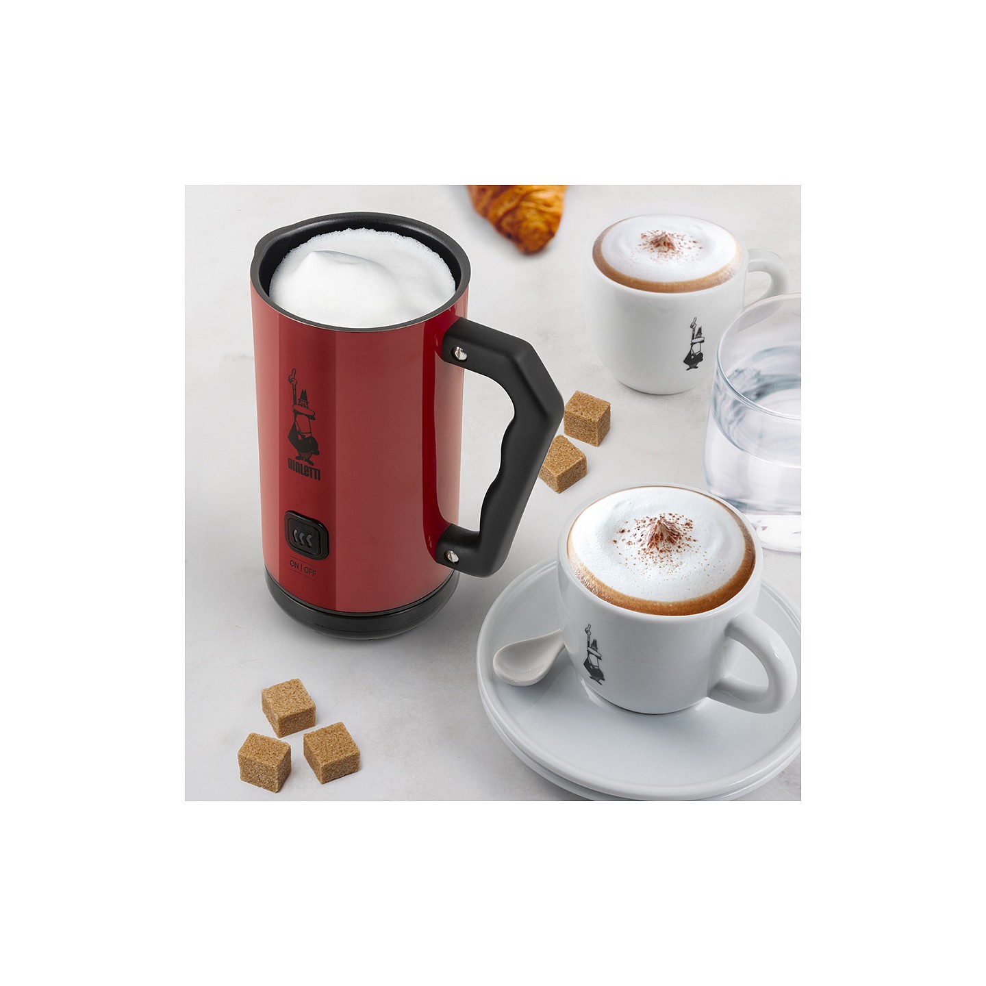 Bialetti MKF02 rosso Milchaufschumer — Buy in Cyprus with Fast Delivery