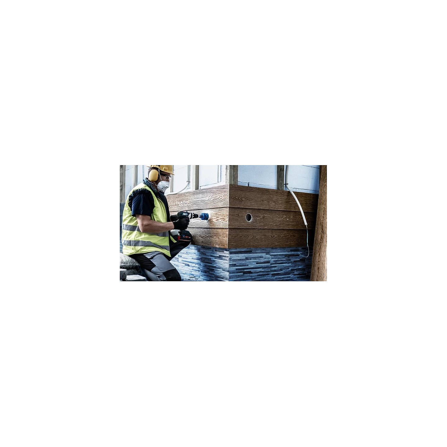 Bosch EXPERT ToughMaterial Lochsäge 68mm Starter Kit — Buy in Cyprus with Fast Delivery