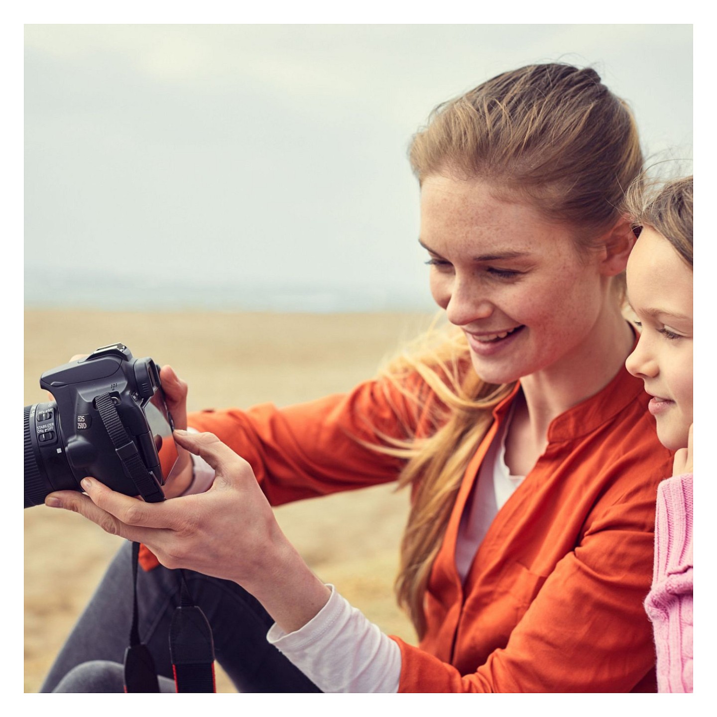 Canon Digitalkamera EOS 250D - SLR - 24.1 MPix + 18-55mm DC III — Buy in Cyprus with Fast Delivery