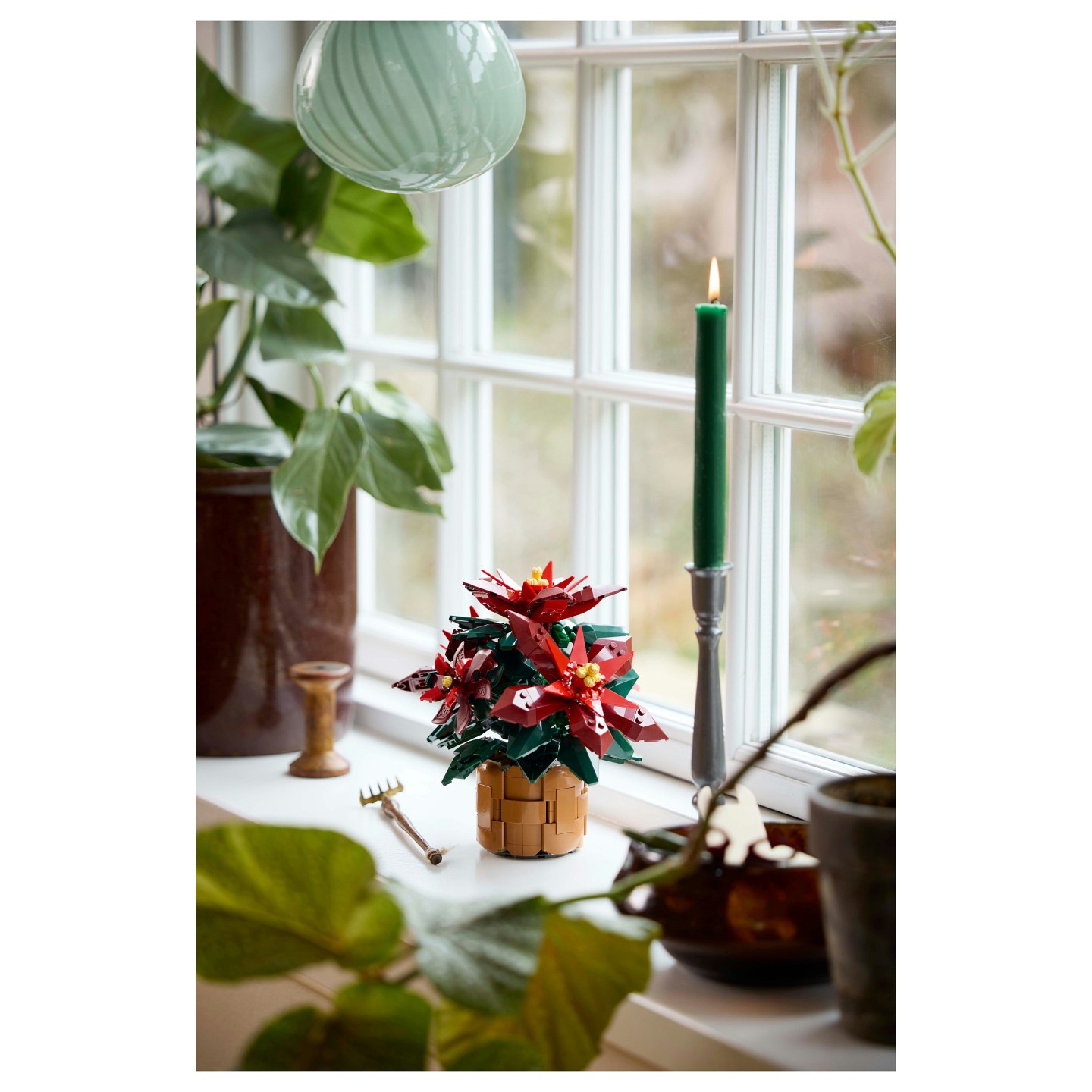 LEGO 10370 Icons Weihnachtsstern — Buy in Cyprus with Fast Delivery
