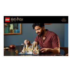 LEGO Harry Potter - Schloss Hogwarts mit Schlossgelände — Buy in Cyprus with Fast Delivery
