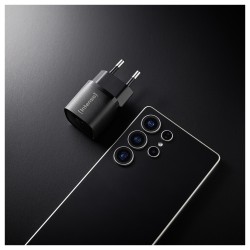 Intenso Power Adapter W30C2 GaN. Schwarz UBS-C-Ladeadapter mit 30 Watt Ladeleistung. Leichtes und handliches Design