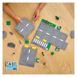 LEGO City Straßenkreuzung mit Ampeln 60304 — Buy in Cyprus with Fast Delivery