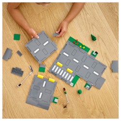 LEGO City Straßenkreuzung mit Ampeln 60304 — Buy in Cyprus with Fast Delivery