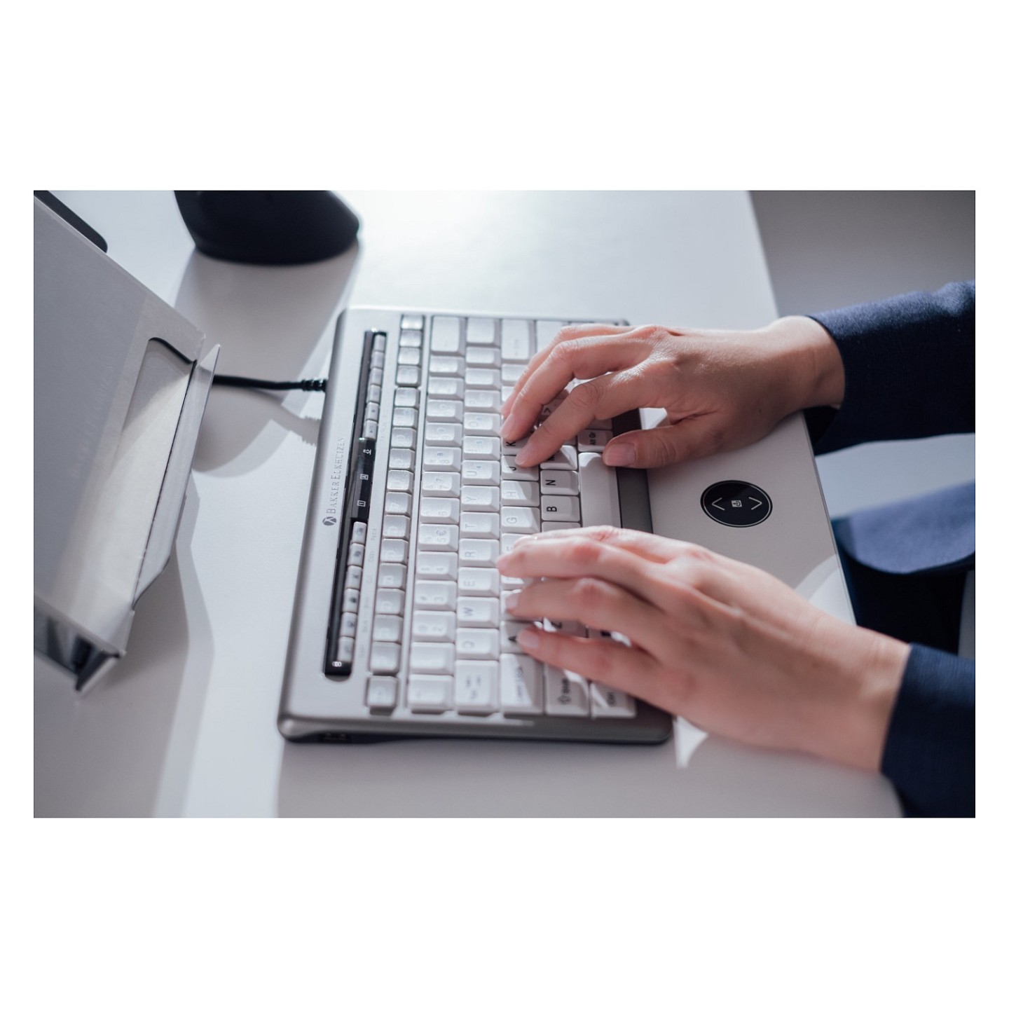 BakkerElkhuizen S-Board 840 Design Tastatur si sw US-Layout retail — Buy in Cyprus with Fast Delivery