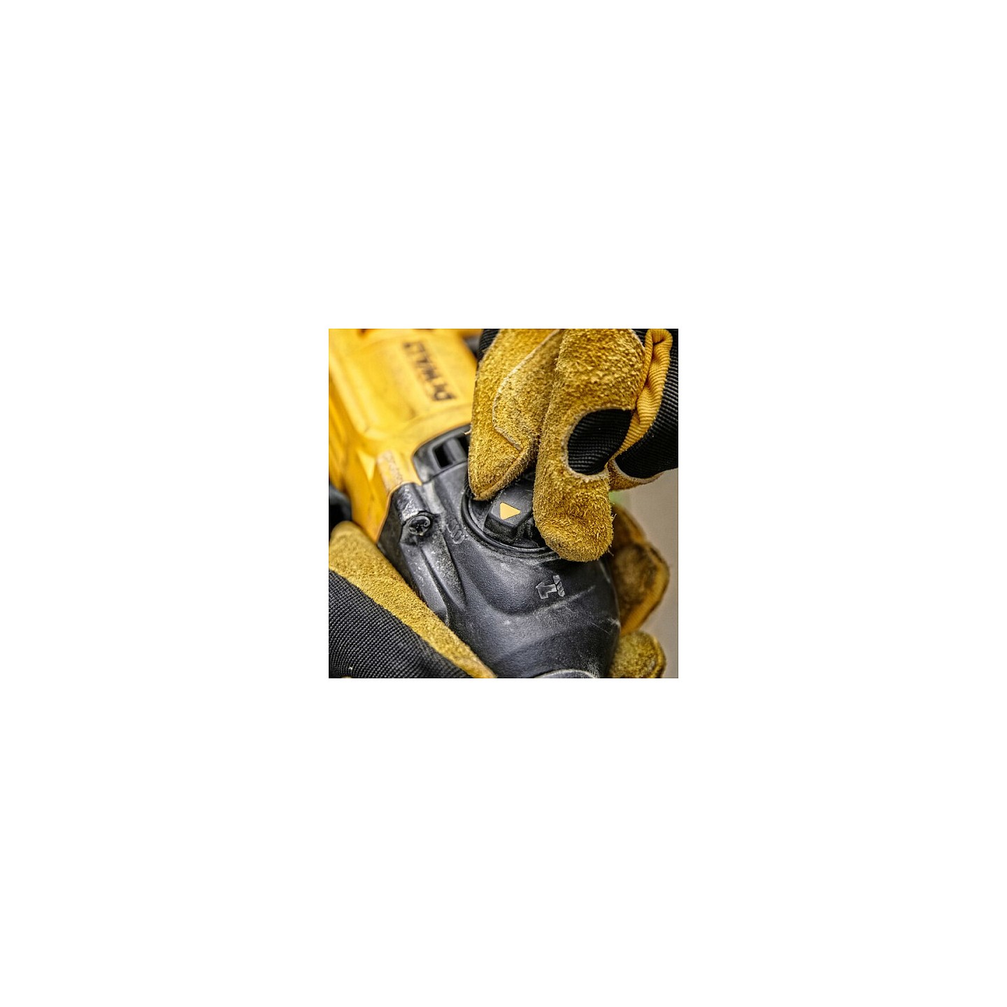 DEWALT Kombihammer SDS-plus 26mm 800Watt — Buy in Cyprus with Fast Delivery