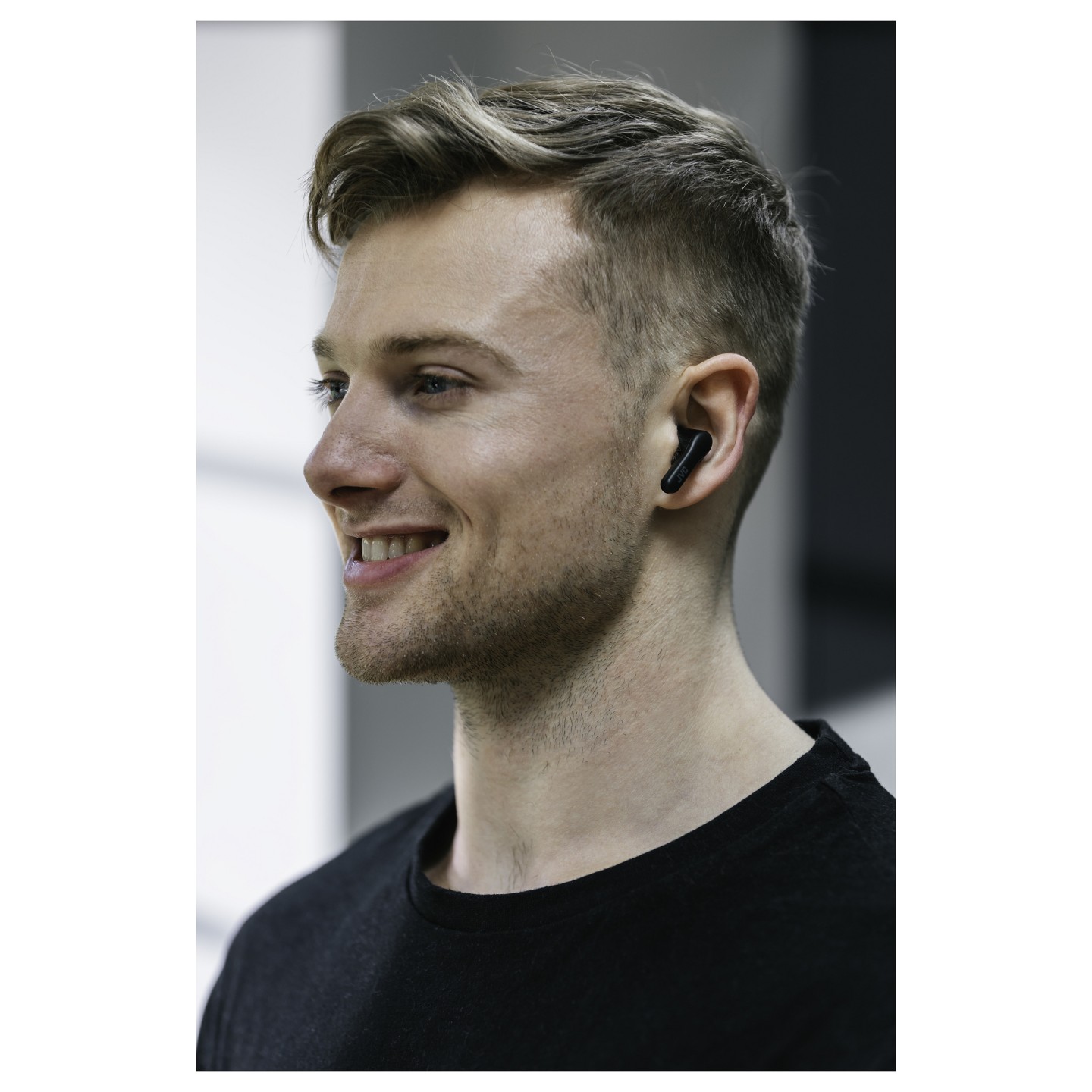 JVC HA-A3T-B-U schwarz Kopfhörer In Ear Apple Form TWS mit 7.5h Play — Buy in Cyprus with Fast Delivery