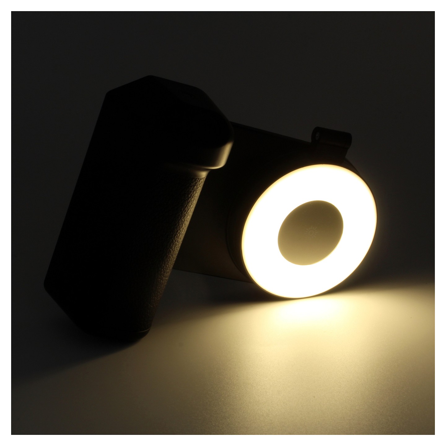 RealPower Selfie MagFree.Selfieholder.4.800mAh.Selfie Light — Buy in Cyprus with Fast Delivery