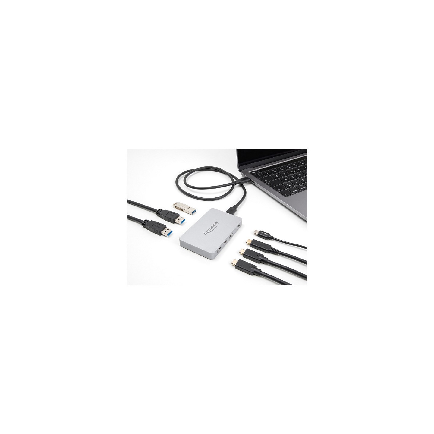 DELOCK 7 Port USB Hub mit 4 x USB Type-C Buchse und 3 x USB Typ-A Buchse mit PD 82 W — Buy in Cyprus with Fast Delivery