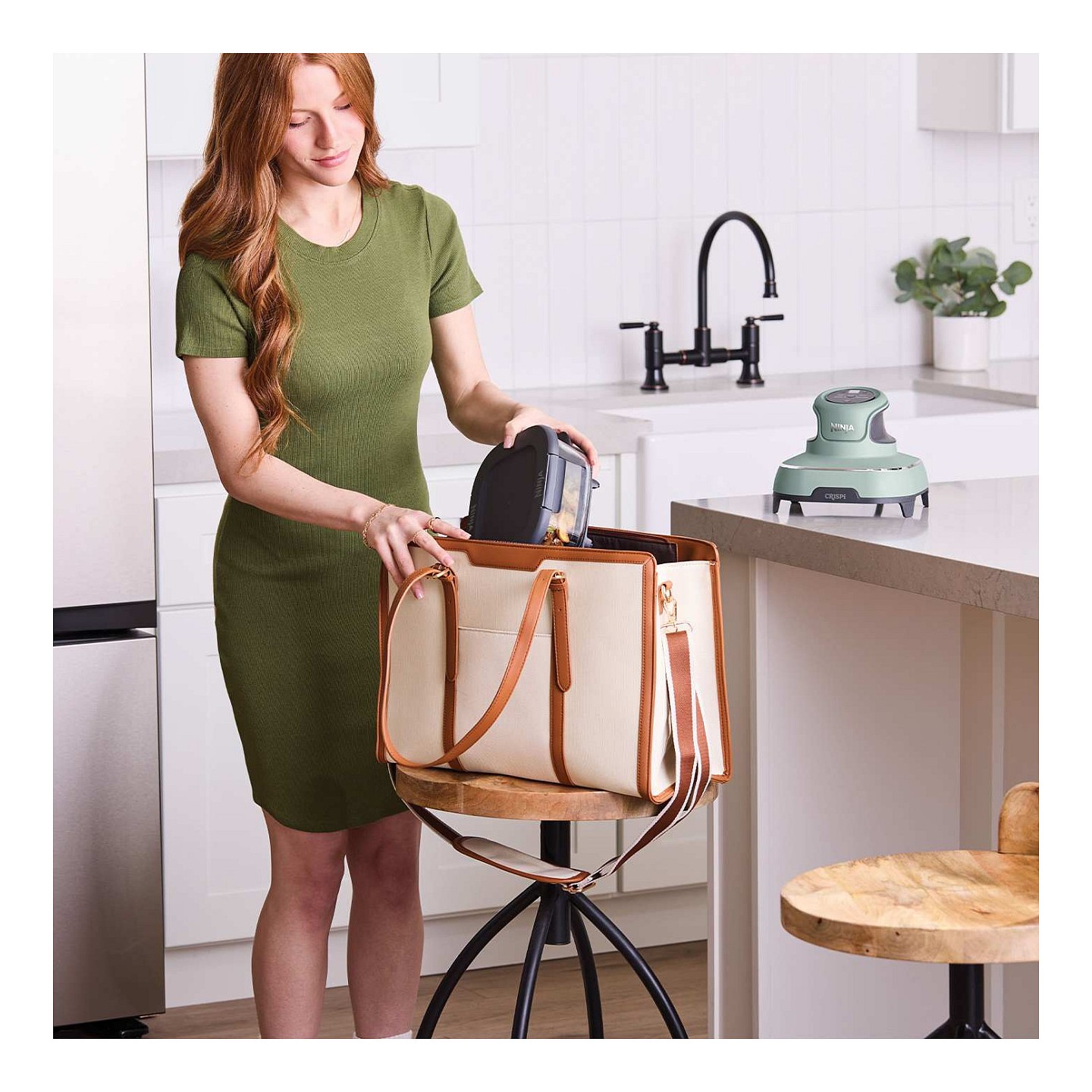 Ninja FN101EUSG CRISPi 4-in-1 Tragbare Glas-Heißluftfritteuse Sage — Buy in Cyprus with Fast Delivery