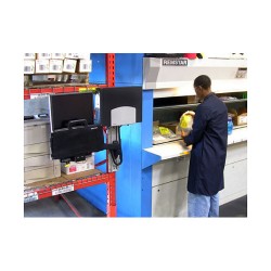 ERGOTRON Combo Arm der Serie 200 weiss fuer LCD bis 61cm 24 Zoll Tastatur Maus Handballenauflage und Barcode Lesegeraet