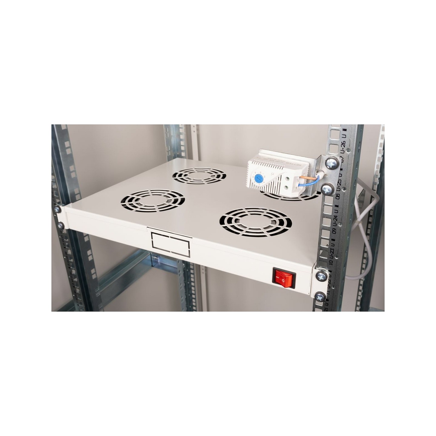 Equip Lüftermodul 19' für Serverschränke. 4xLüfter RAL7035 — Buy in Cyprus with Fast Delivery