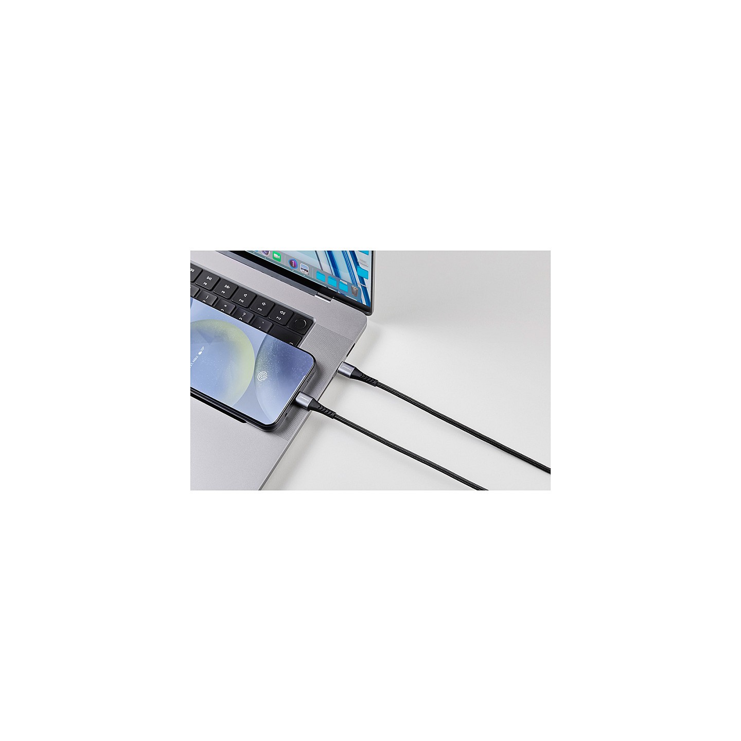 Intenso USB Lade- + Datenkabel C315C USB-C to USB-C schwarz 1.5m — Buy in Cyprus with Fast Delivery