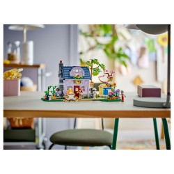 LEGO 42669 Friends Haus und Blumengarten der Imker — Buy in Cyprus with Fast Delivery