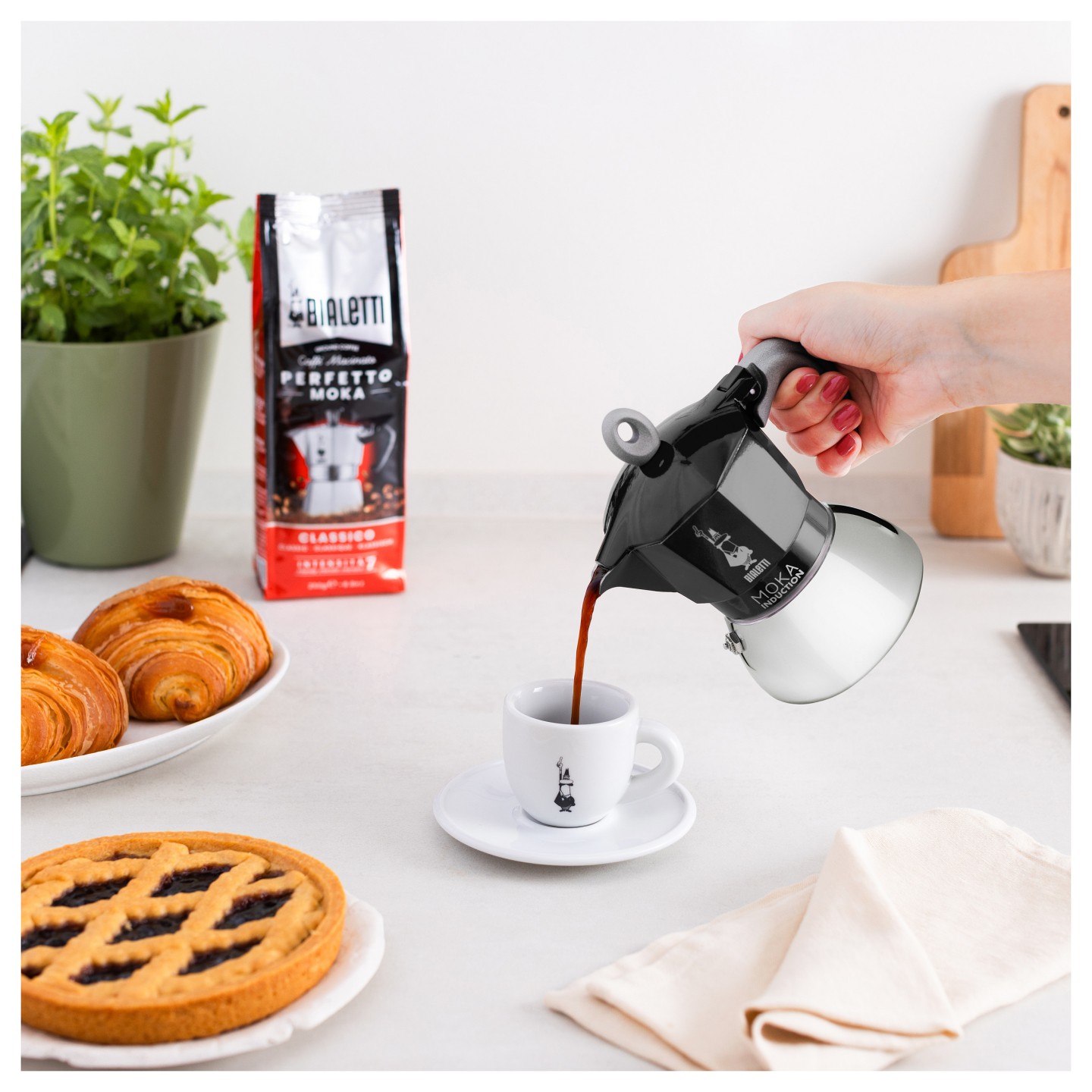 Bialetti MOKA 2TZ Induction nera — Buy in Cyprus with Fast Delivery