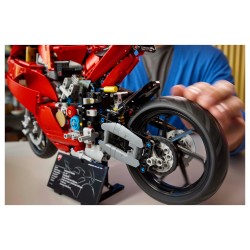 LEGO 42202 Technic Ducati Panigale V4 S Motorrad — Buy in Cyprus with Fast Delivery