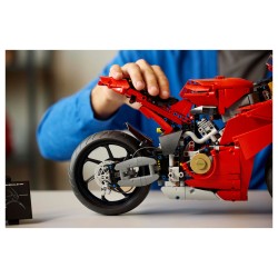 LEGO 42202 Technic Ducati Panigale V4 S Motorrad — Buy in Cyprus with Fast Delivery