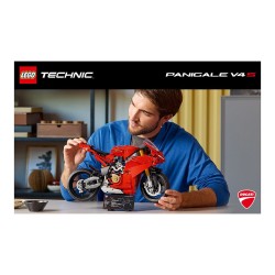 LEGO 42202 Technic Ducati Panigale V4 S Motorrad — Buy in Cyprus with Fast Delivery
