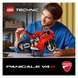 LEGO 42202 Technic Ducati Panigale V4 S Motorrad — Buy in Cyprus with Fast Delivery
