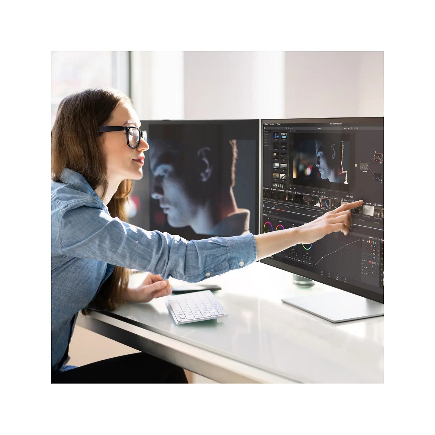 Alogic Clarity Max Touch 32 UHD 4K Monitor with 65W + 8MP Webcam — Buy in Cyprus with Fast Delivery