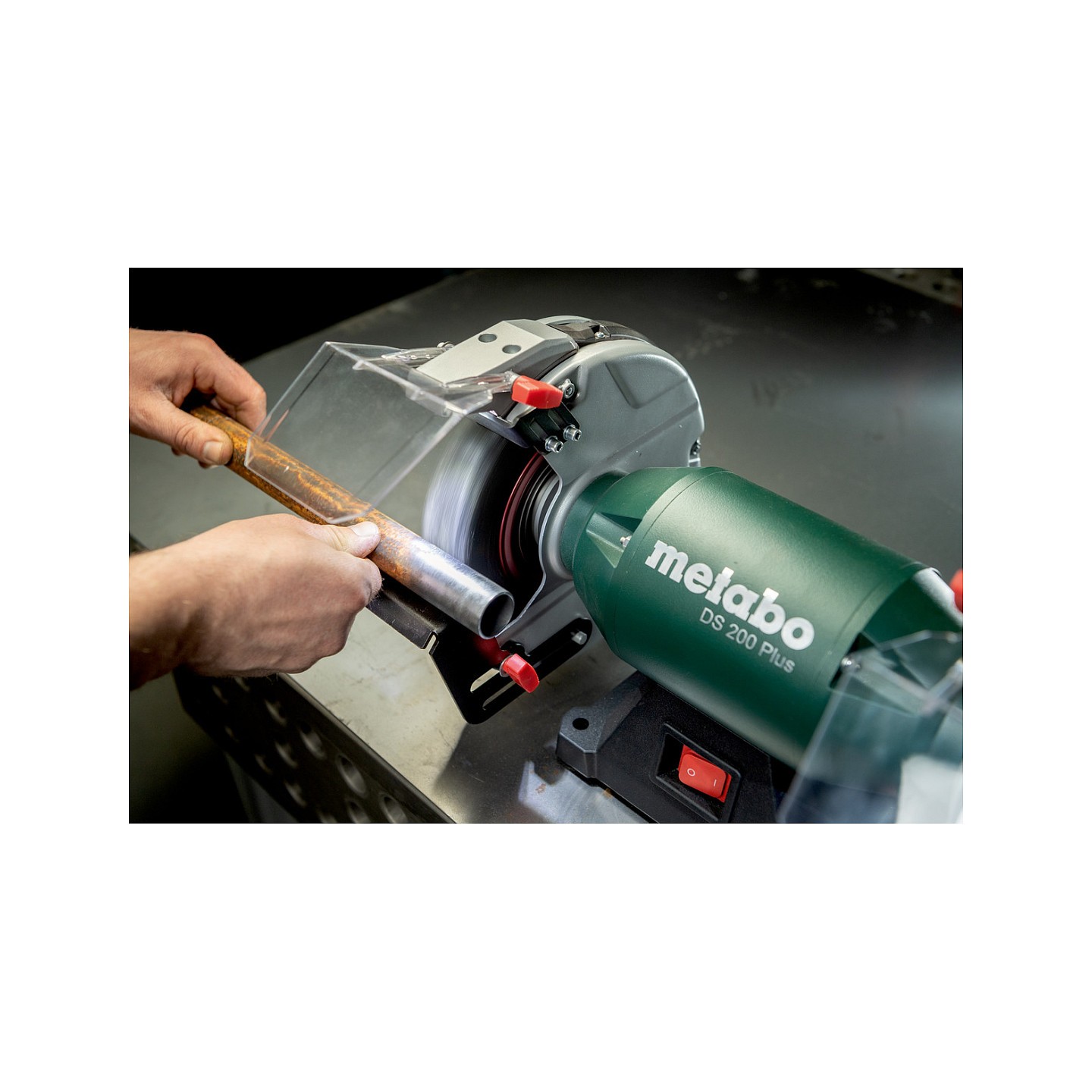 DS 200 Plus Doppelschleifmaschine — Buy in Cyprus with Fast Delivery
