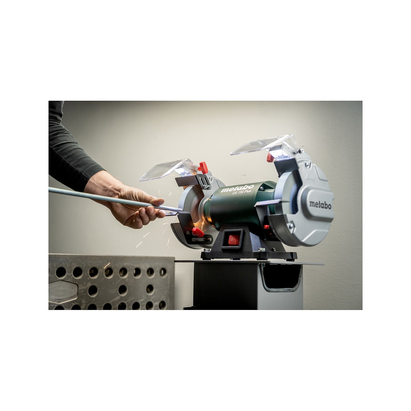 DS 200 Plus Doppelschleifmaschine — Buy in Cyprus with Fast Delivery