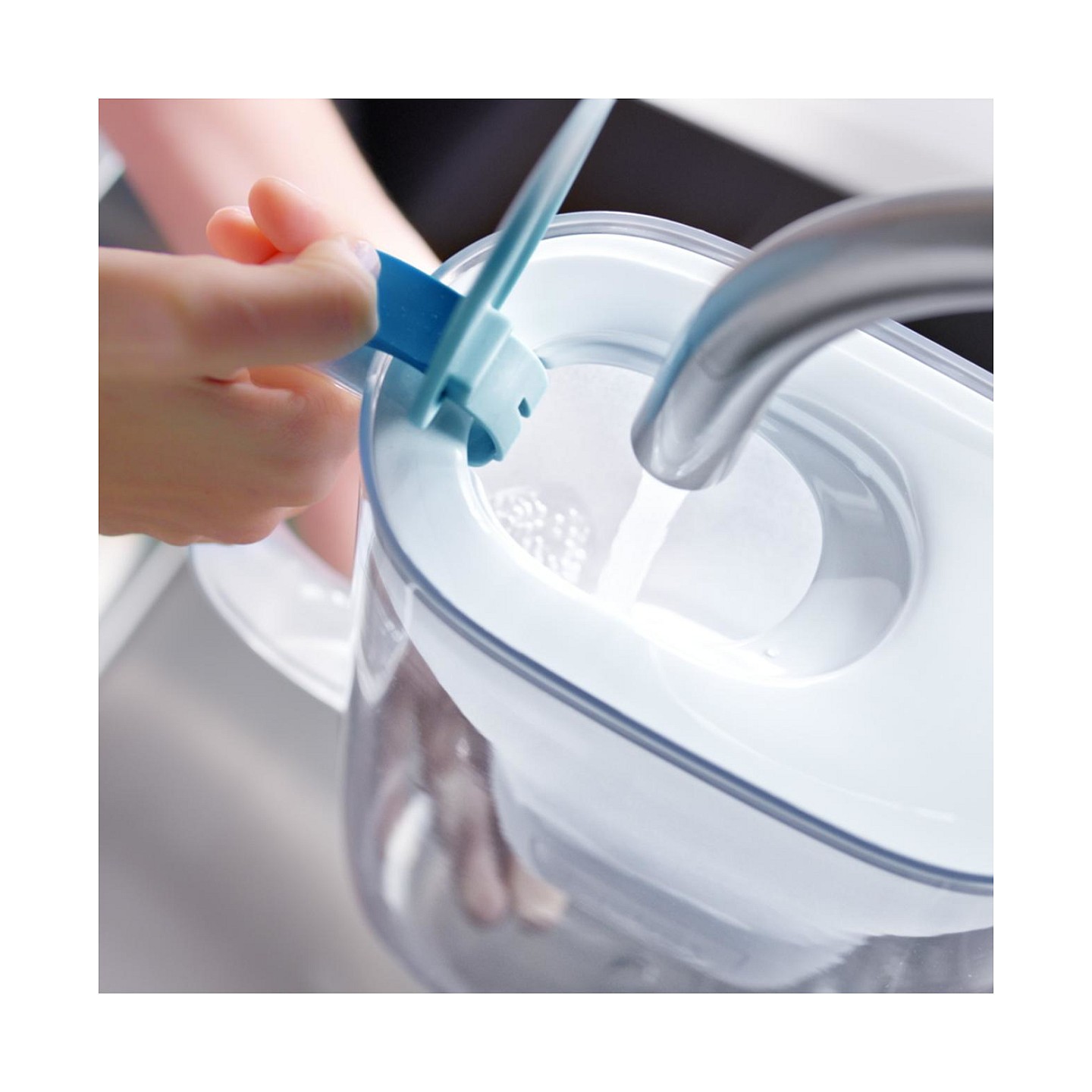 BRITA Tischwasserfilter Style eco blau inkl. 1 Filter — Buy in Cyprus with Fast Delivery