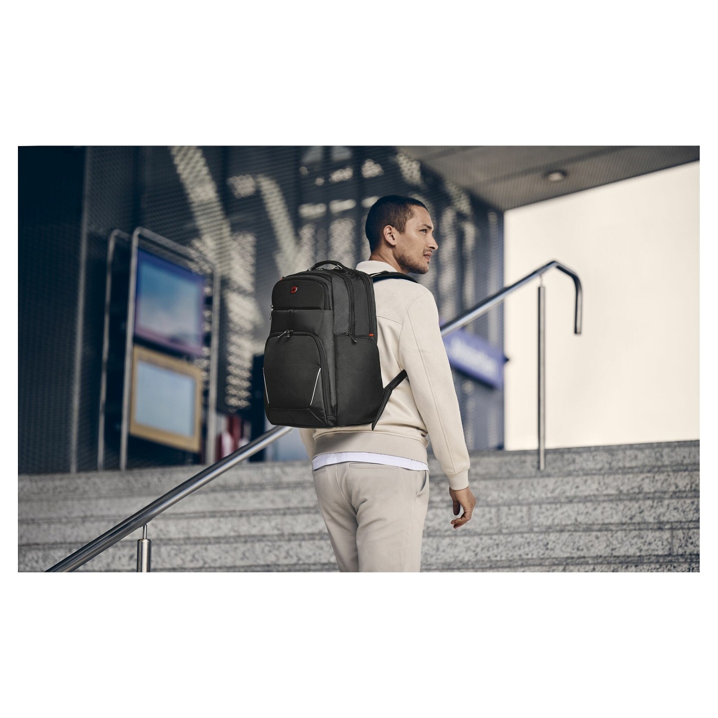 WENGER Meteor 43.18cm 17Zoll Laptop Backpack with Tablet Pocket Black — Buy in Cyprus with Fast Delivery