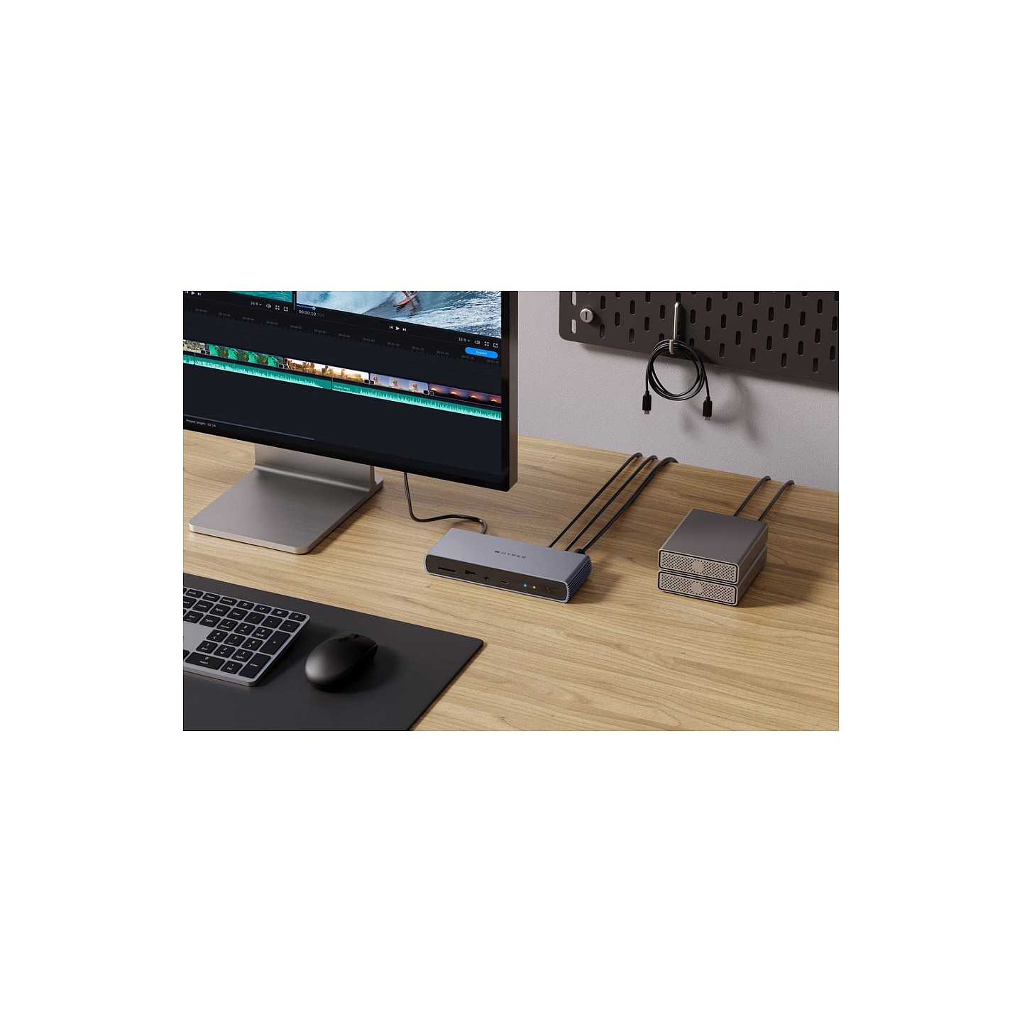 D TARGUS THUNDERBOLT 4 DOCKING STATION — Buy in Cyprus with Fast Delivery