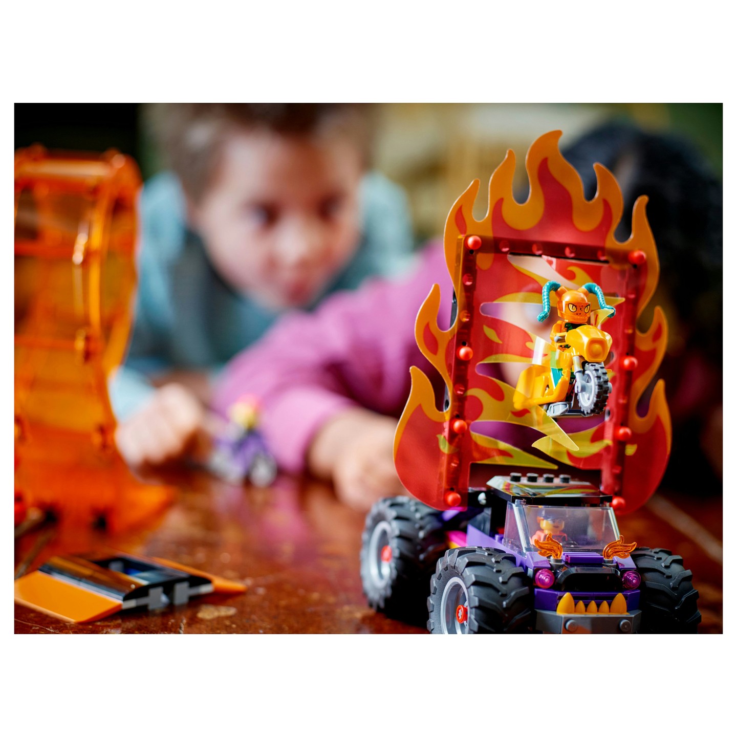 LEGO City - Große Stuntshow-Doppellooping — Buy in Cyprus with Fast Delivery