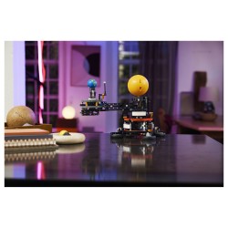 LEGO 42179 Technic Sonne Erde Mond Modell — Buy in Cyprus with Fast Delivery