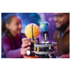 LEGO 42179 Technic Sonne Erde Mond Modell — Buy in Cyprus with Fast Delivery