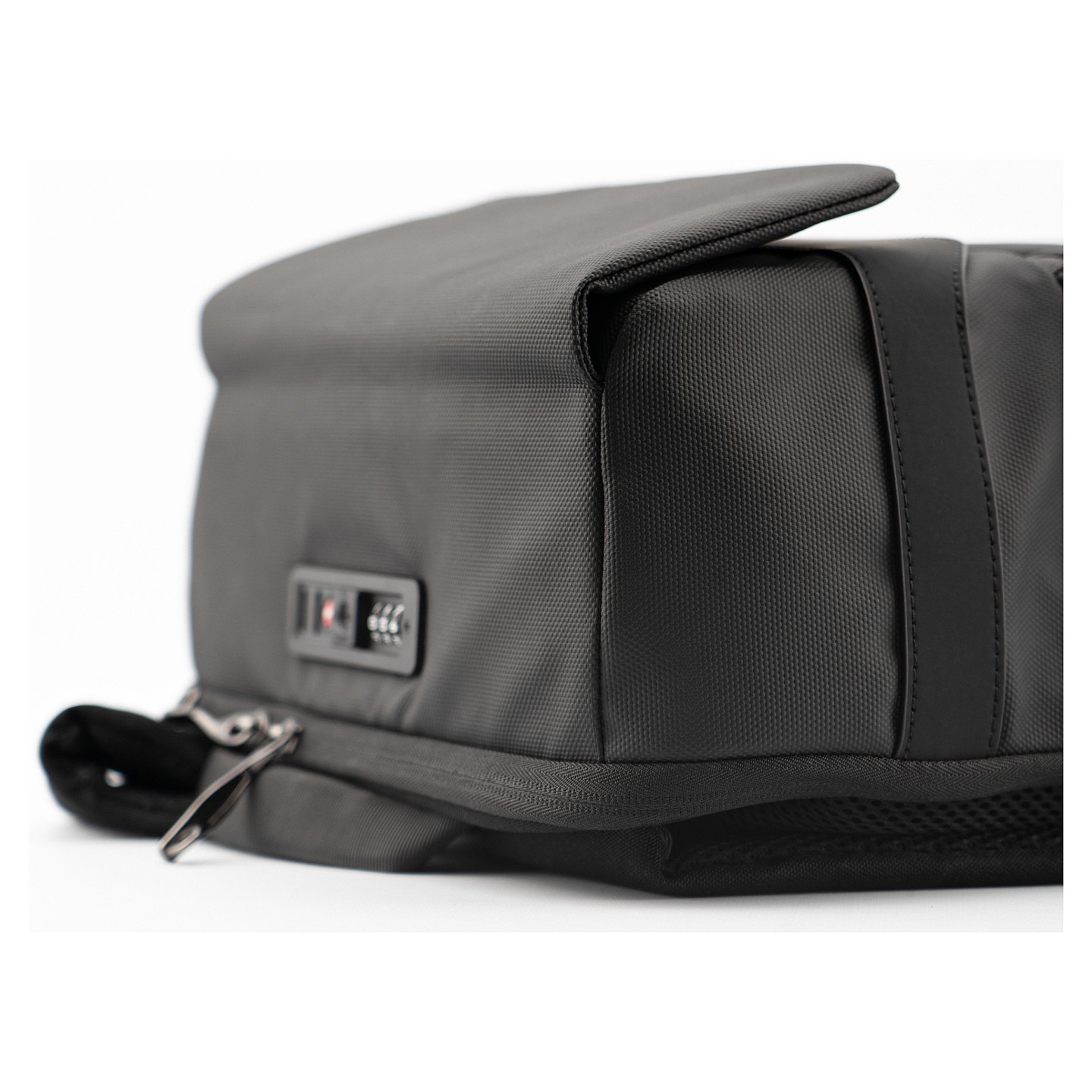 RealPower TravelBag Pro.TSA.Magnetverschluss.900D Anti-Skid — Buy in Cyprus with Fast Delivery