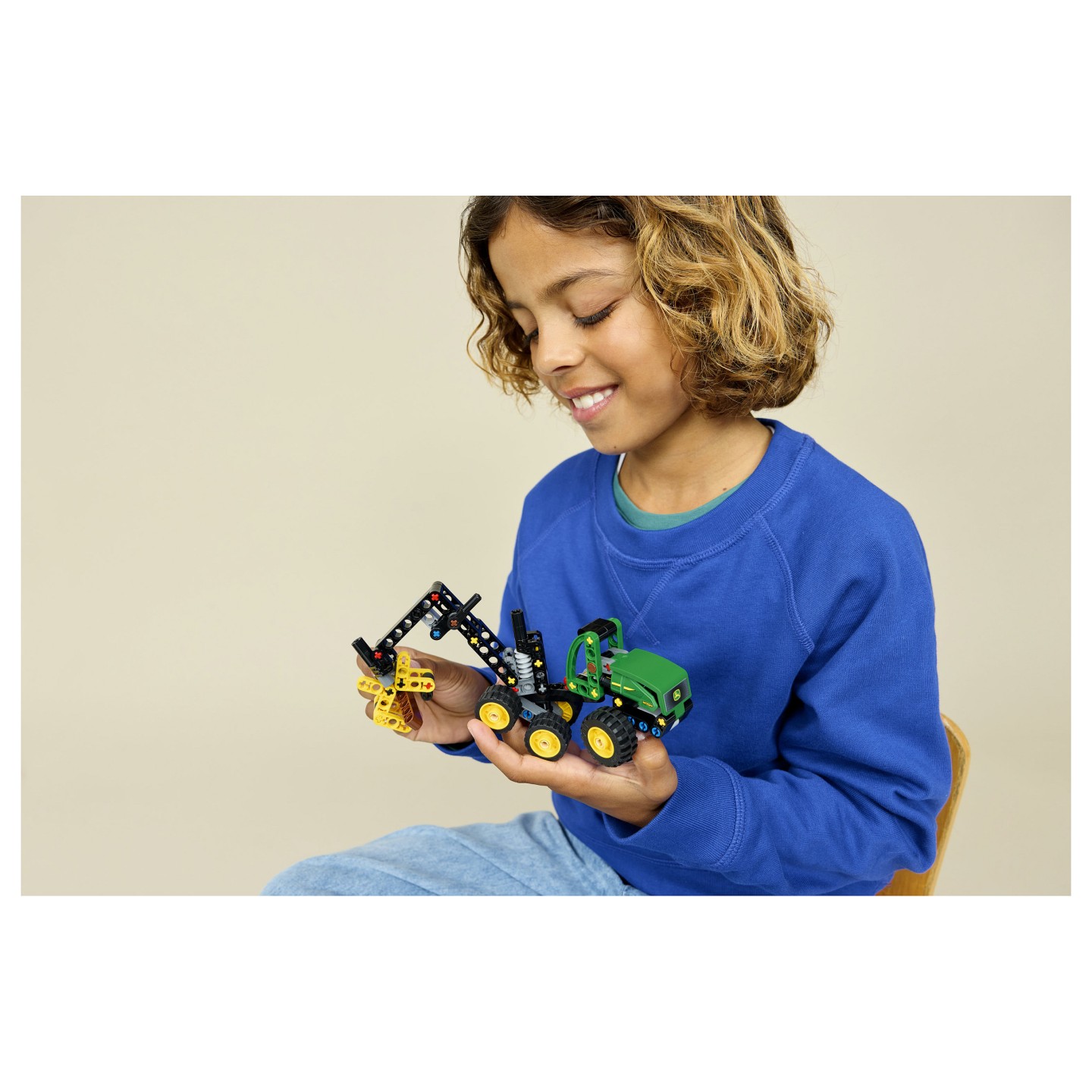 LEGO 42218 Technic John Deere 1470H Rad-Harvester — Buy in Cyprus with Fast Delivery