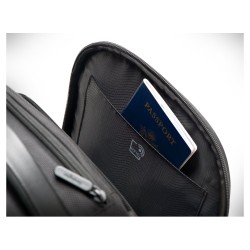 Kensington Notebookrucksack 17' Contour 2.0 Pro — Buy in Cyprus with Fast Delivery