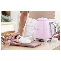 SMEG KLF05PKEU Mini Wasserkocher Rosa — Buy in Cyprus with Fast Delivery