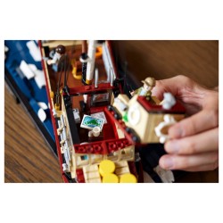 LEGO 21350 Ideas Der weie Hai — Buy in Cyprus with Fast Delivery