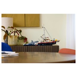LEGO 21350 Ideas Der weie Hai — Buy in Cyprus with Fast Delivery
