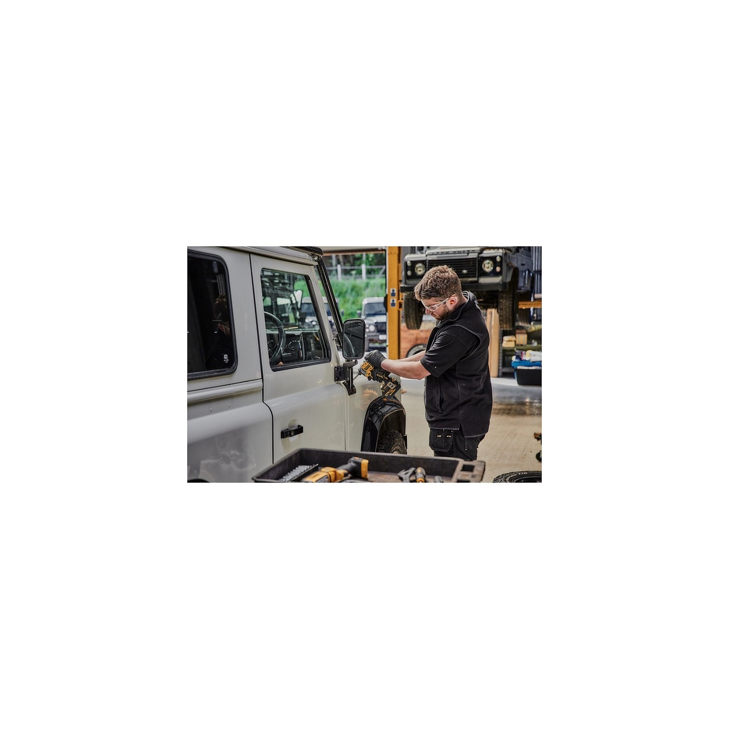 DeWalt DCF850N-XJ Akku-Schlagschrauber — Buy in Cyprus with Fast Delivery