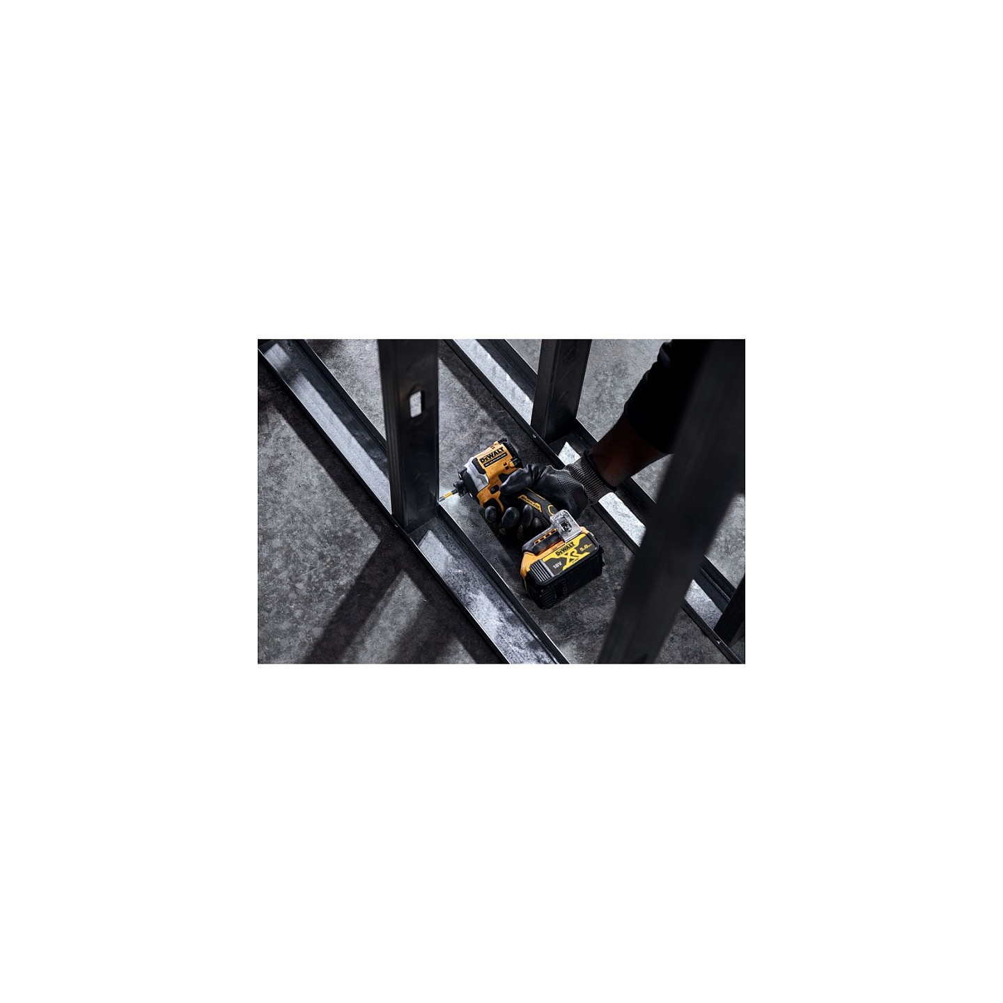 DeWalt DCF850N-XJ Akku-Schlagschrauber — Buy in Cyprus with Fast Delivery