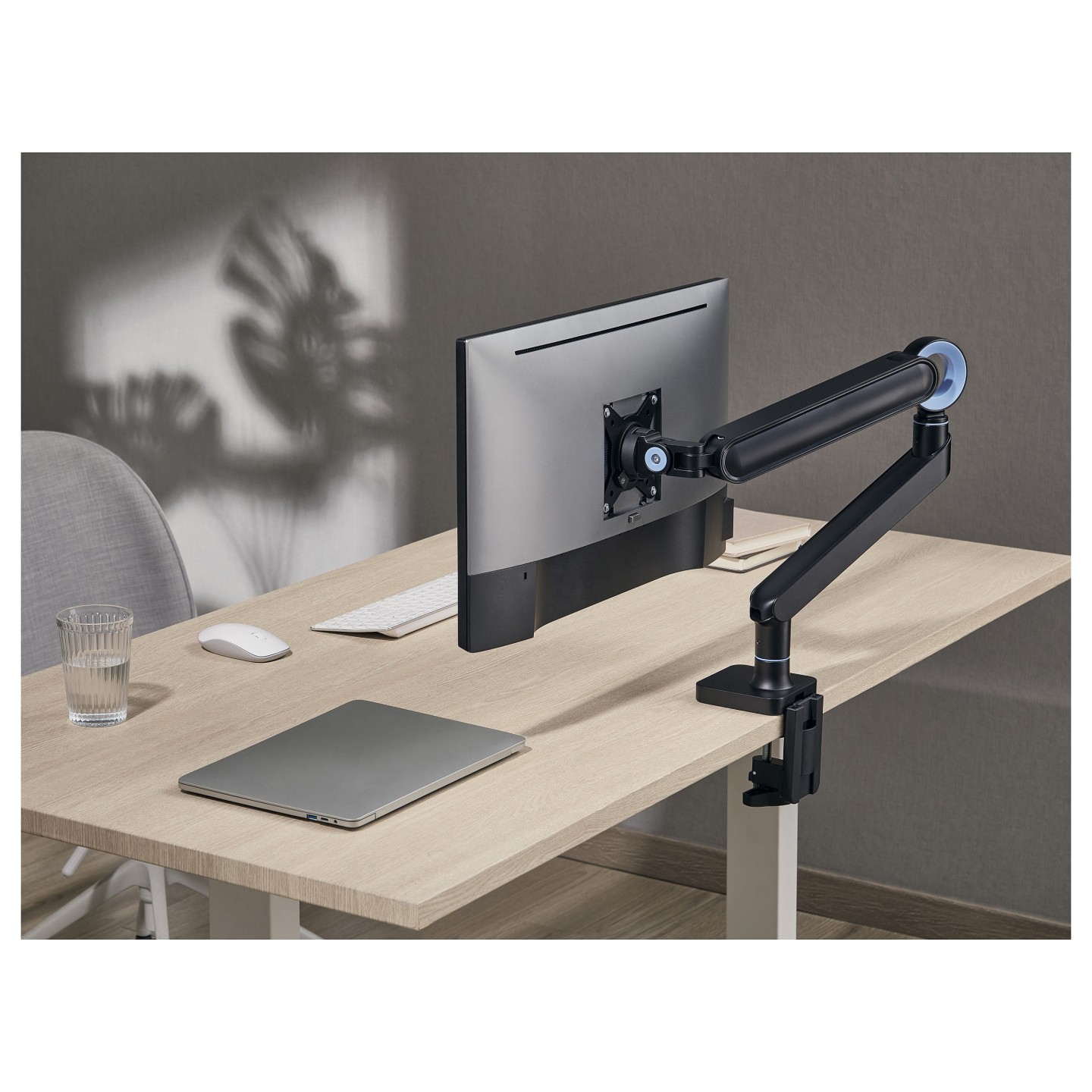 Equip Tischhalterung 17'-35' 1TFT 360° GF 10.5Kg schwarz retail — Buy in Cyprus with Fast Delivery