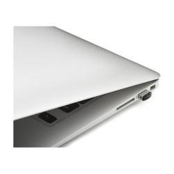 v222w USB Stick 64GB Sleek and Slim Design — Buy in Cyprus with Fast Delivery